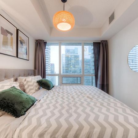 Stylish Newly Furnished Condo With Beautiful Lake View Toronto Zewnętrze zdjęcie