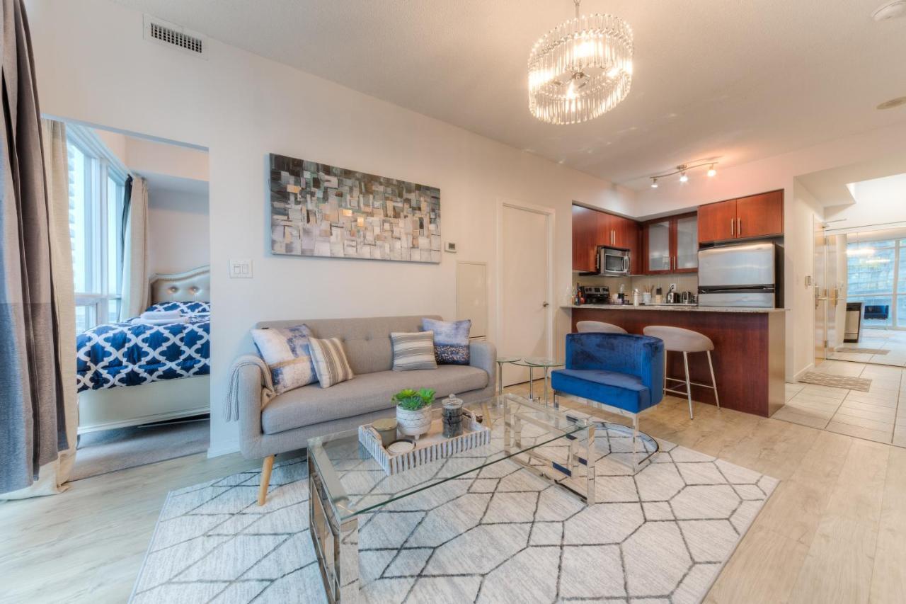 Stylish Newly Furnished Condo With Beautiful Lake View Toronto Zewnętrze zdjęcie