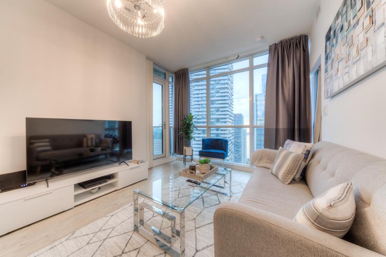 Stylish Newly Furnished Condo With Beautiful Lake View Toronto Zewnętrze zdjęcie