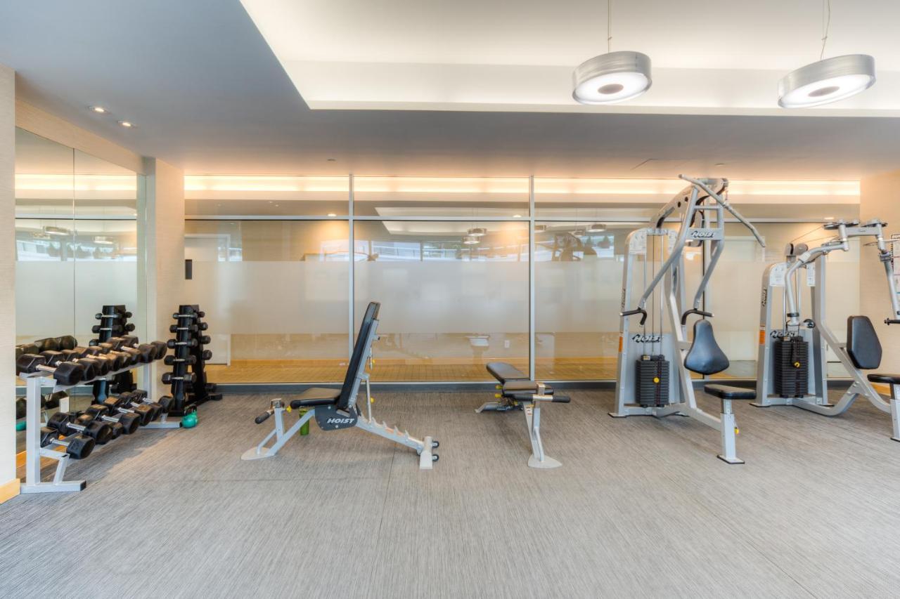 Stylish Newly Furnished Condo With Beautiful Lake View Toronto Zewnętrze zdjęcie