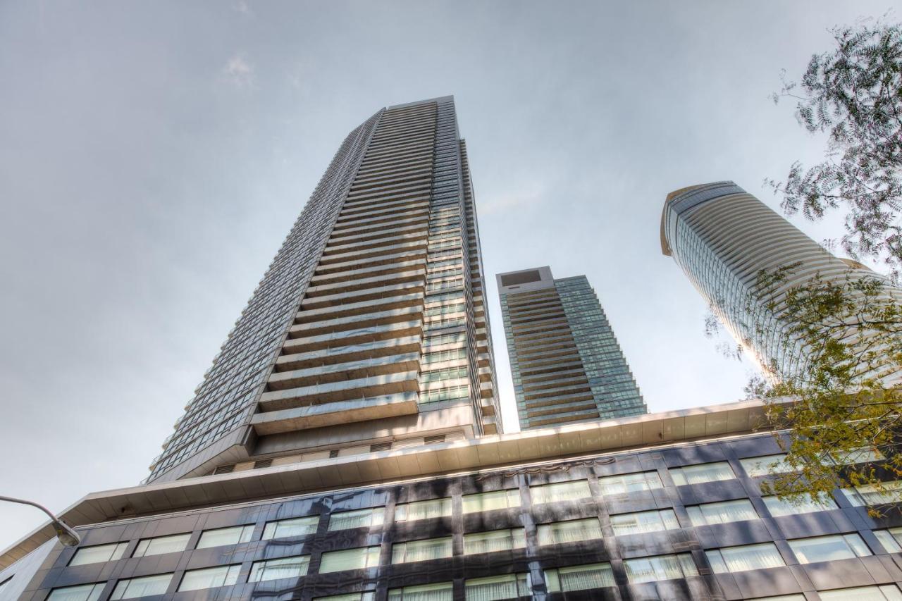 Stylish Newly Furnished Condo With Beautiful Lake View Toronto Zewnętrze zdjęcie