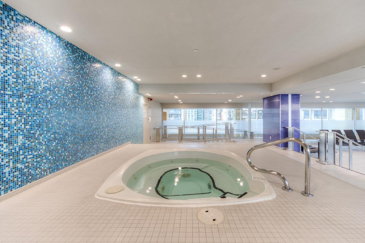 Stylish Newly Furnished Condo With Beautiful Lake View Toronto Zewnętrze zdjęcie