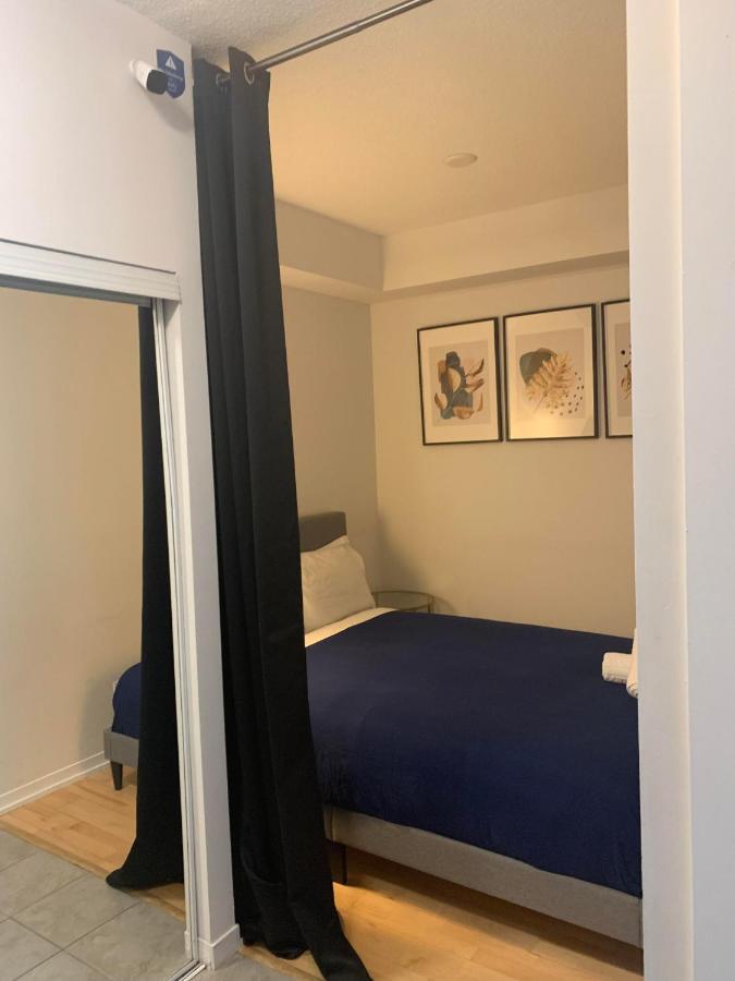 Stylish Newly Furnished Condo With Beautiful Lake View Toronto Zewnętrze zdjęcie